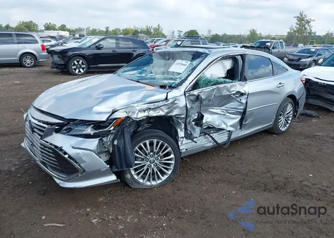 2021 Toyota Avalon Limited Hybrid from USA, damaged, VIN 4T1DA1AB2MU002122